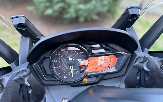 Gebrauchtmotorrad BMW C 650 Sport - Bild 4 Gebrauchtmotorrad BMW C 650 Sport - Bild 4
