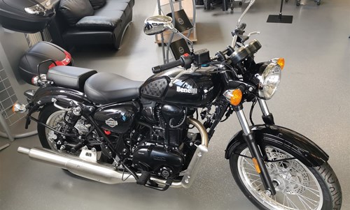 Benelli Imperiale 400