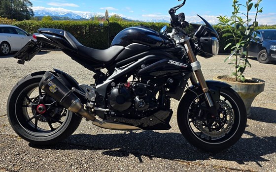 Gebrauchtmotorrad Triumph Speed Triple 1050 - Bild 3 Gebrauchtmotorrad Triumph Speed Triple 1050 - Bild 3