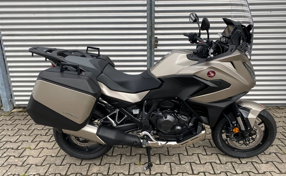 Angebot Honda NT1100 Bild 2: Angebot Honda NT1100