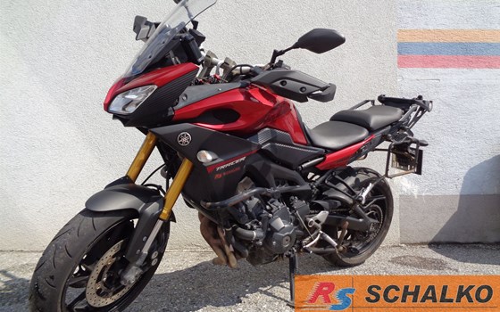 Gebrauchtmotorrad Yamaha Tracer 900 - Bild 2 Gebrauchtmotorrad Yamaha Tracer 900 - Bild 2