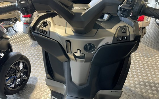 Neufahrzeug Piaggio MP3 530 HPE Exclusive - Bild 6