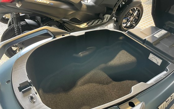 Neufahrzeug Piaggio MP3 530 HPE Exclusive - Bild 8