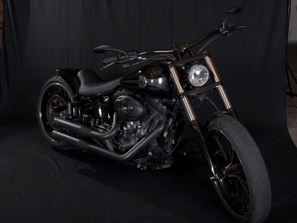 Gebrauchtmotorrad Harley-Davidson Softail Breakout FXSB