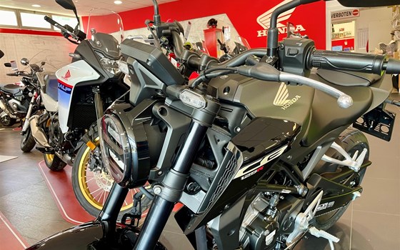 Neufahrzeug Honda CB125R - Bild 2 Neufahrzeug Honda CB125R - Bild 2