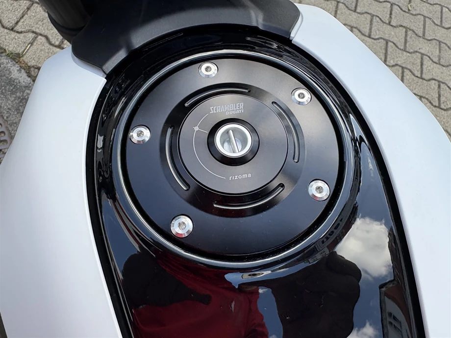 Angebot Ducati Scrambler 10° Anniversario Rizoma Edition Bild 17: Angebot Ducati Scrambler 10° Anniversario Rizoma Edition