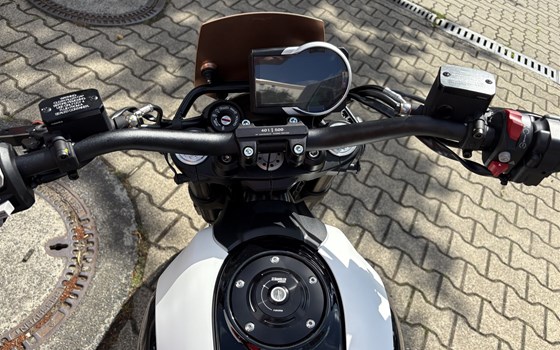 Neufahrzeug Ducati Scrambler 10° Anniversario Rizoma Edition - Bild 3