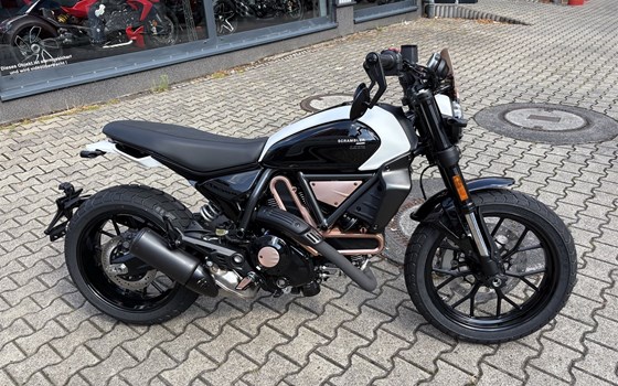 Neufahrzeug Ducati Scrambler 10° Anniversario Rizoma Edition - Bild 7