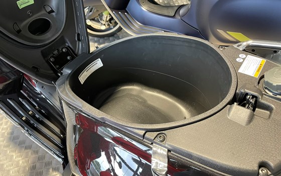 Neufahrzeug Vespa Primavera 125 - Bild 5