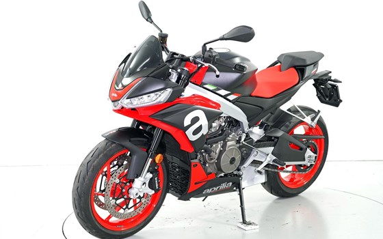 Motorrad Occasion Aprilia Tuono 660 - Bild 3
