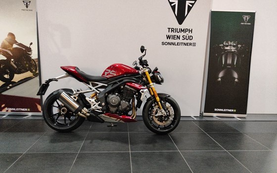 Neufahrzeug Triumph Speed Triple 1200 RS - Bild 3 Neufahrzeug Triumph Speed Triple 1200 RS - Bild 3
