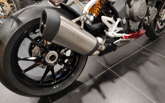 Neufahrzeug Triumph Speed Triple 1200 RS - Bild 8