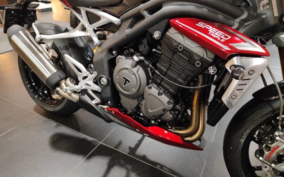 Neufahrzeug Triumph Speed Triple 1200 RS - Bild 9 Neufahrzeug Triumph Speed Triple 1200 RS - Bild 9