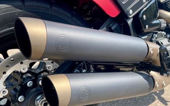 Gebrauchtmotorrad Harley-Davidson Softail Fat Bob 114 FXFBS - Bild 10