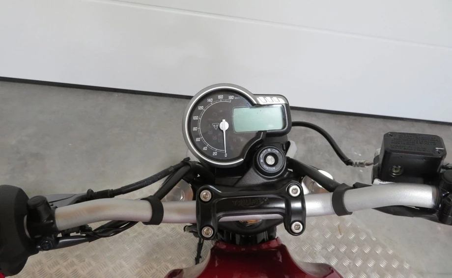 Angebot Triumph Speed 400 Bild 3: Angebot Triumph Speed 400