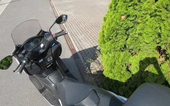 Gebrauchtmotorrad Suzuki Burgman 400 - Bild 10