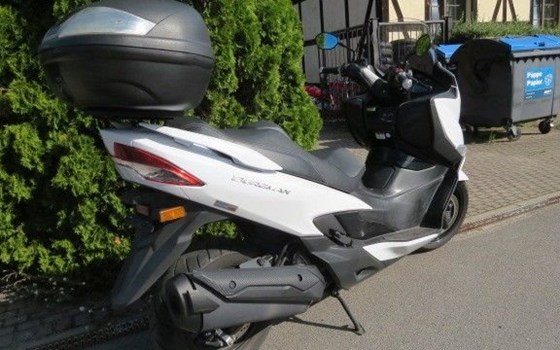 Gebrauchtmotorrad Suzuki Burgman 400 - Bild 5