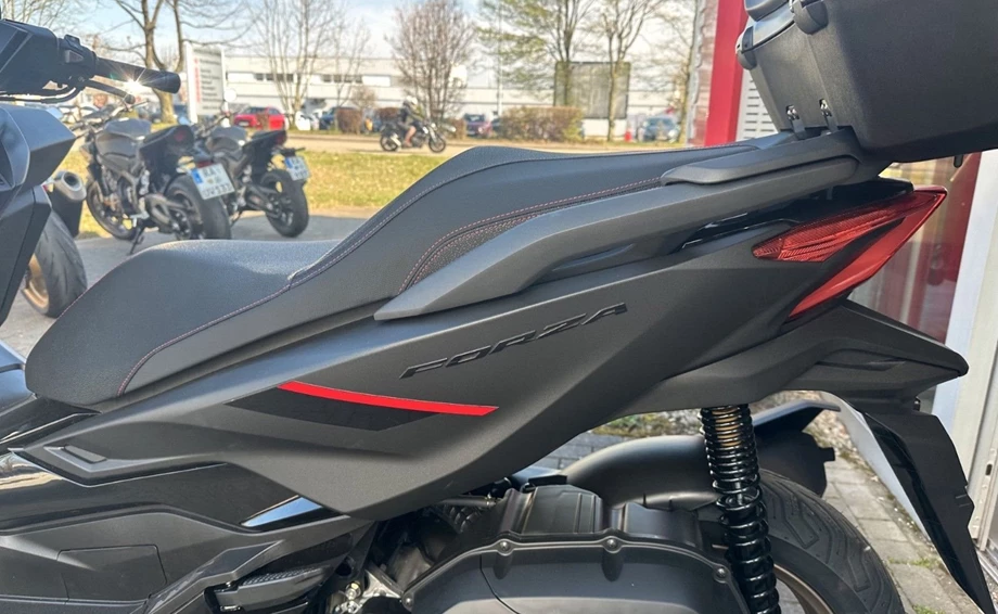 Offer Honda Forza 125 Bild 7: Offer Honda Forza 125
