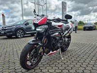 Gebrauchtmotorrad Triumph Speed Triple RS 1050