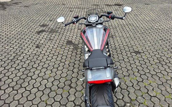 Gebrauchtmotorrad Triumph Rocket 3 GT - Bild 5
