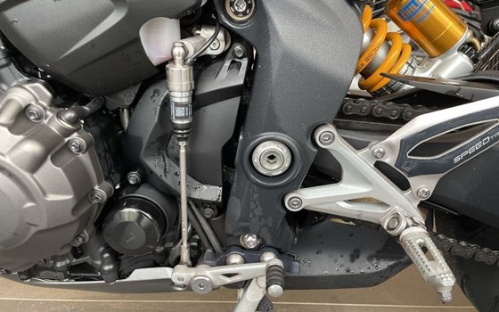 Gebrauchtmotorrad Triumph Speed Triple 1200 RS - Bild 15