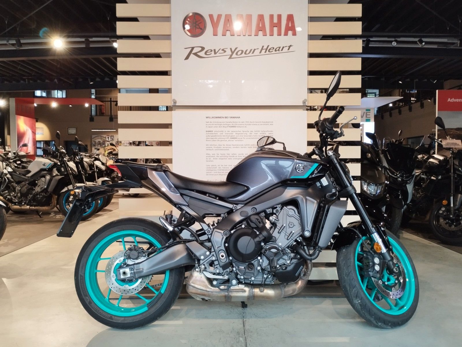 Yamaha MT-09 Y-AMT 35kW 