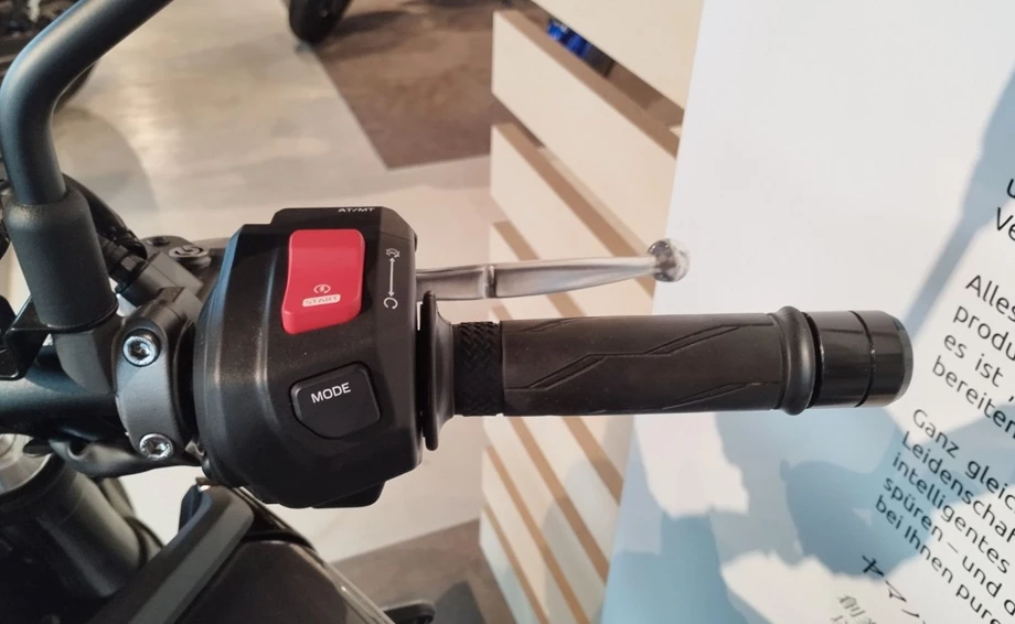 Angebot Yamaha MT-09 Y-AMT Bild 15: Angebot Yamaha MT-09 Y-AMT