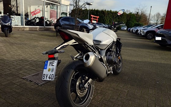 Gebrauchtmotorrad Honda CB1000 Hornet - Bild 6
