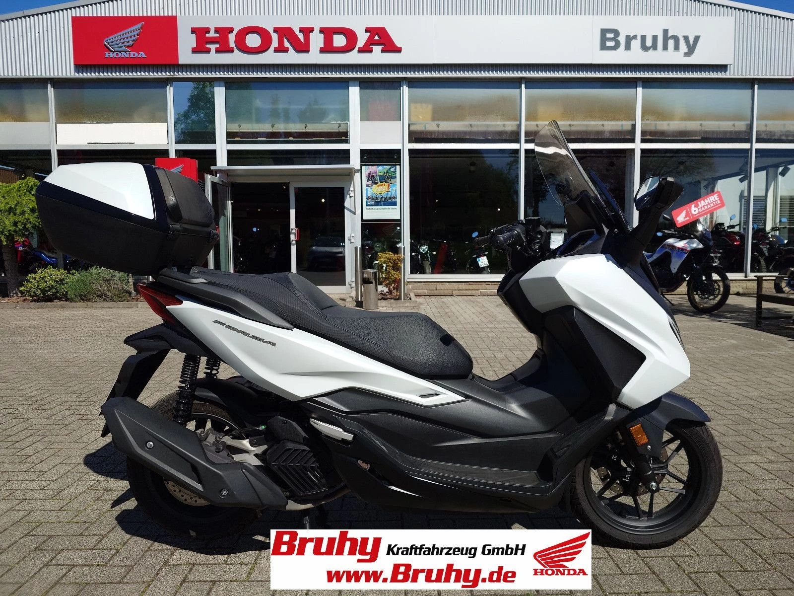 Honda Forza 125