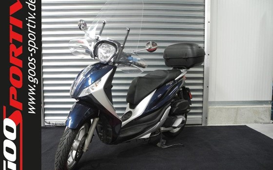 Gebrauchtmotorrad Piaggio Medley 150 - Bild 1
