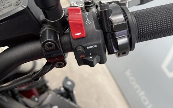 Gebrauchtmotorrad Yamaha XSR900 - Bild 7