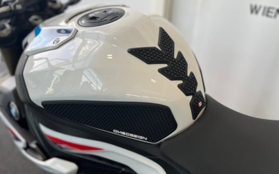 Gebrauchtmotorrad BMW S 1000 R - Bild 4 Gebrauchtmotorrad BMW S 1000 R - Bild 4