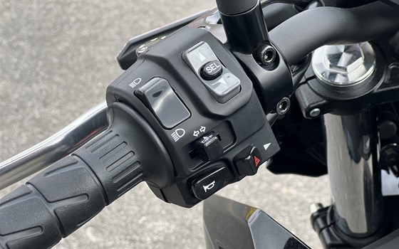 Gebrauchtmotorrad Kawasaki Z650 - Bild 7