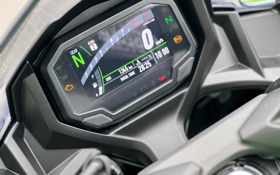 Gebrauchtmotorrad Kawasaki Ninja 650 - Bild 8