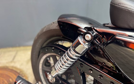 Gebrauchtmotorrad Harley-Davidson Sportster XL 1200X Forty-Eight - Bild 6 Gebrauchtmotorrad Harley-Davidson Sportster XL 1200X Forty-Eight - Bild 6