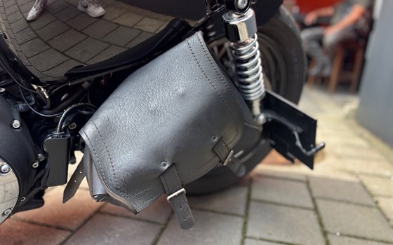 Gebrauchtmotorrad Harley-Davidson Sportster XL 1200X Forty-Eight - Bild 8 Gebrauchtmotorrad Harley-Davidson Sportster XL 1200X Forty-Eight - Bild 8