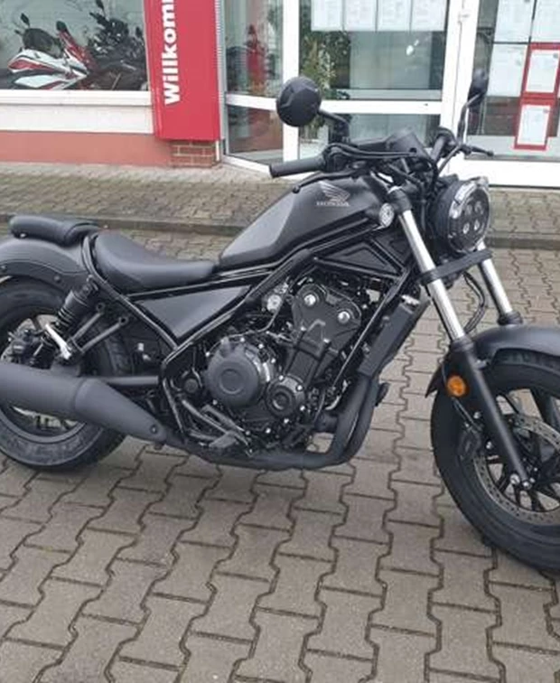 Honda CMX500 Rebel<br />schwarz und grau vorrätig