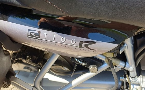 Gebrauchtmotorrad BMW R 1100 R - Bild 2 Gebrauchtmotorrad BMW R 1100 R - Bild 2