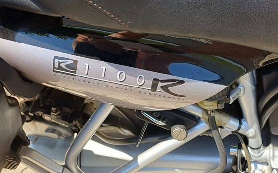 Gebrauchtmotorrad BMW R 1100 R - Bild 2