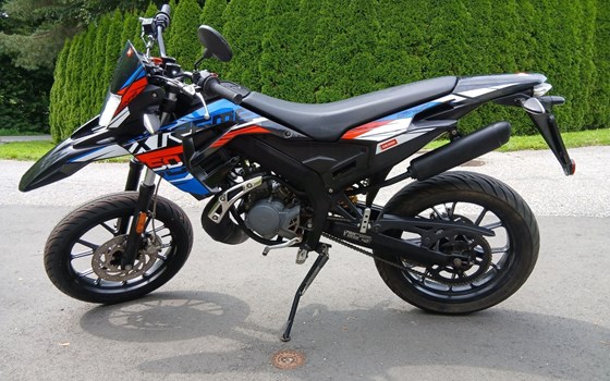 Gebrauchtmotorrad Derbi Senda DRD X-Treme 50 SM - Bild 1 Gebrauchtmotorrad Derbi Senda DRD X-Treme 50 SM - Bild 1