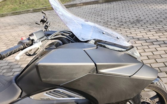 Gebrauchtmotorrad Honda NM4 Vultus - Bild 4 Gebrauchtmotorrad Honda NM4 Vultus - Bild 4