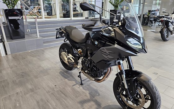 Gebrauchtmotorrad BMW F 900 XR - Bild 1 Gebrauchtmotorrad BMW F 900 XR - Bild 1