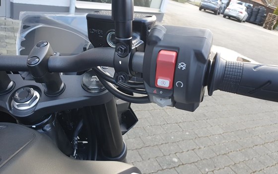 Neufahrzeug Honda CB750 Hornet - Bild 11