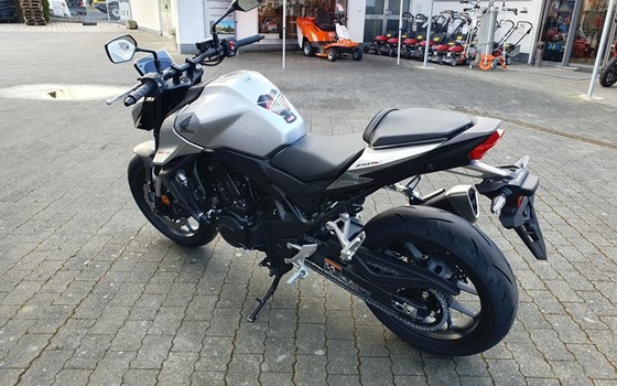 Neufahrzeug Honda CB750 Hornet - Bild 13