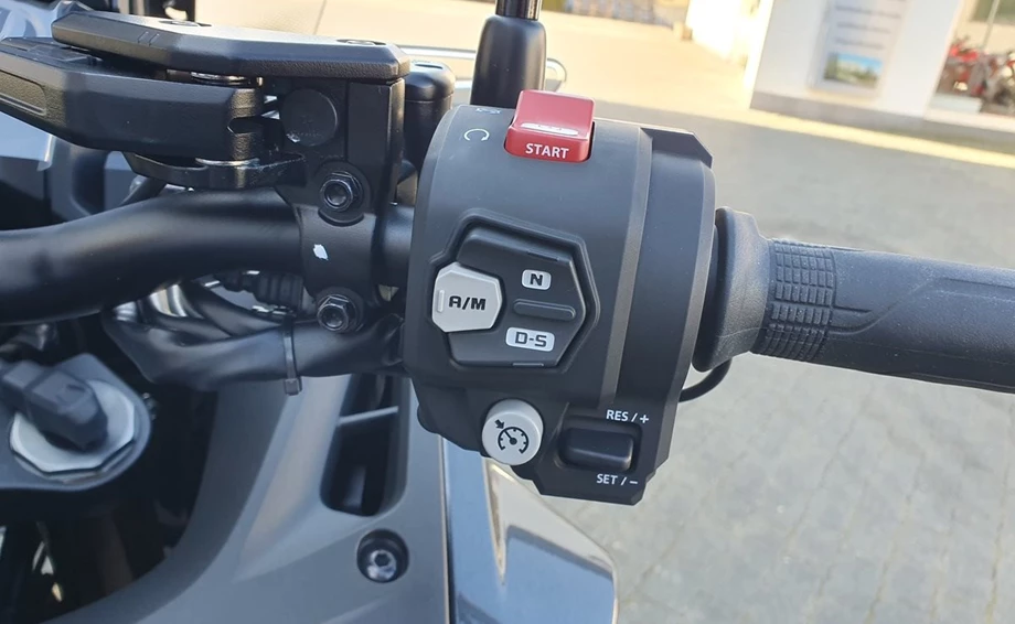 Angebot Honda NT1100 DCT Bild 12: Angebot Honda NT1100 DCT