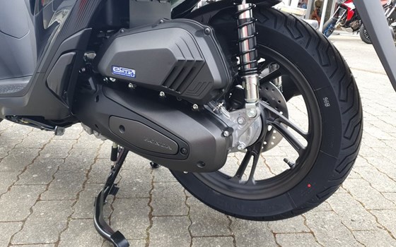 Neufahrzeug Honda SH125i - Bild 16