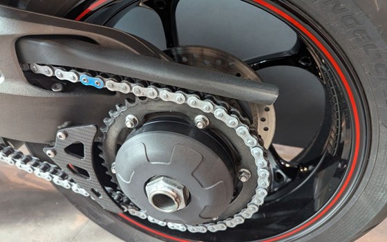 Gebrauchtmotorrad Triumph Speed Triple 1050 - Bild 4