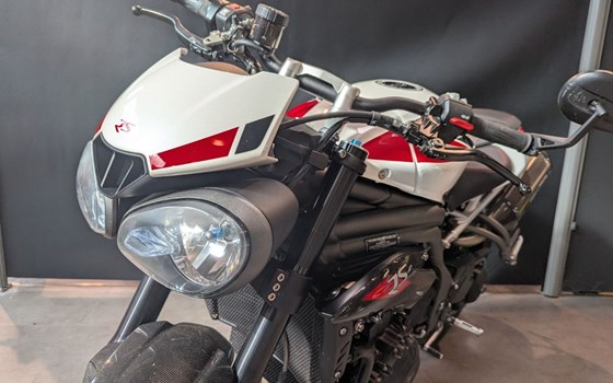 Gebrauchtmotorrad Triumph Speed Triple 1050 - Bild 5
