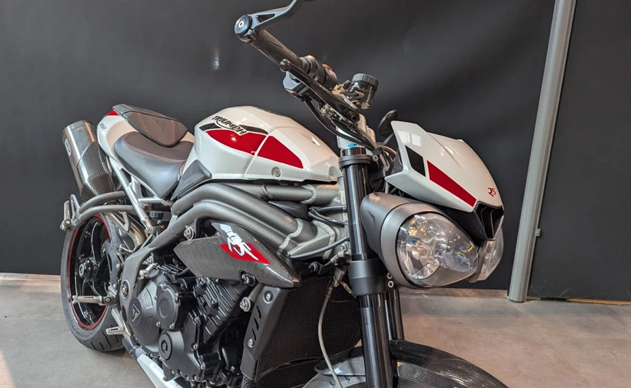 Angebot Triumph Speed Triple 1050 Bild 6: Angebot Triumph Speed Triple 1050