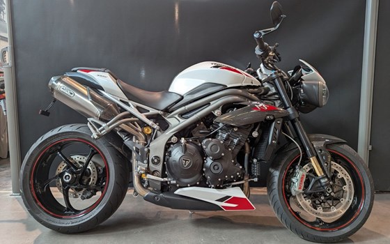 Gebrauchtmotorrad Triumph Speed Triple 1050 - Bild 8
